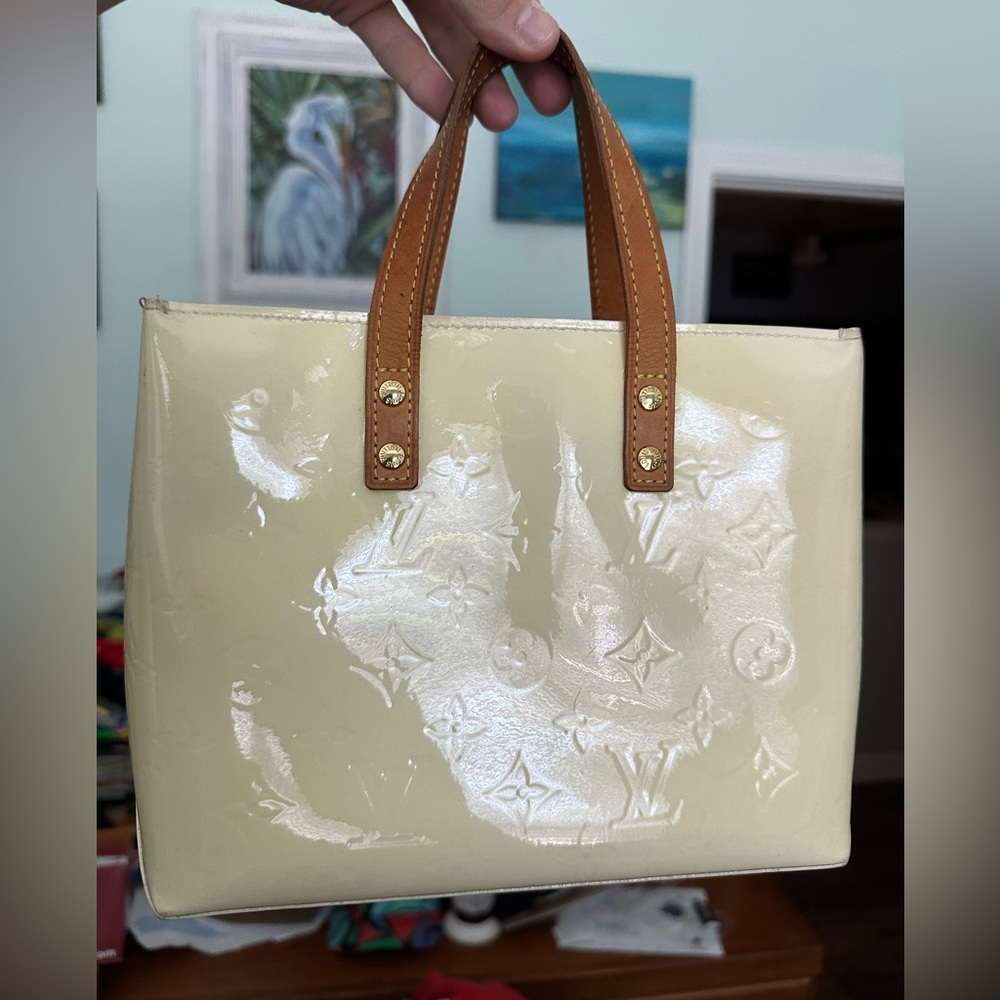 2005 Louis Vuitton Monogram Vernis Reade Mini Patent Leather Cream Tote